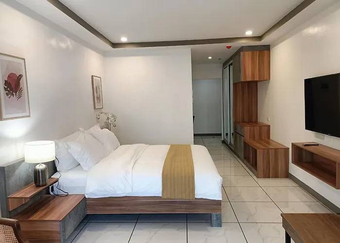 Hotel Rosh 3*