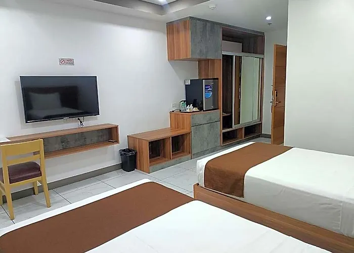 Hotel Rosh 3*