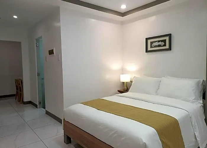 Rosh Hotel 3*